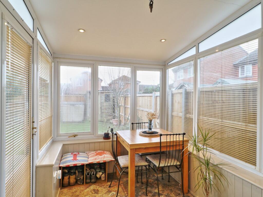 Corfe Place, Eynesbury, St Neots, PE19 photo 5