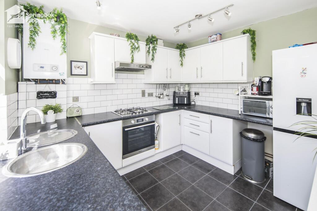 House in North Warwickshire, Chapel End, Hartshill - View 5