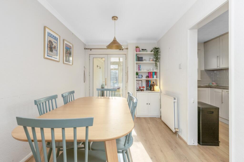 14 Lockerby Crescent, Edinburgh, EH16 6XP - View 6