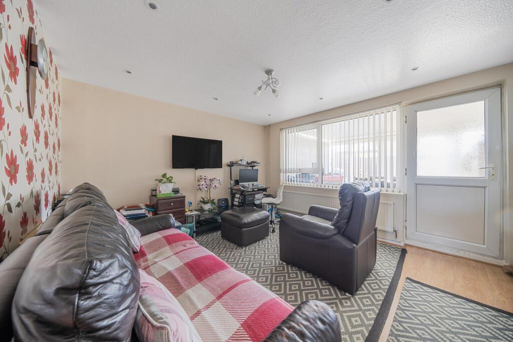 House in Southall - View 4