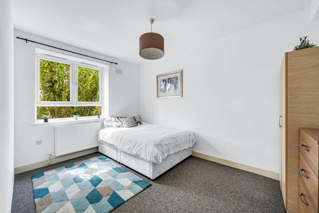 Apartment in London - View 4