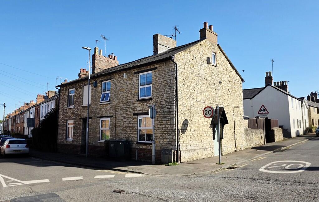Main image of property: Manor Road, Brackley