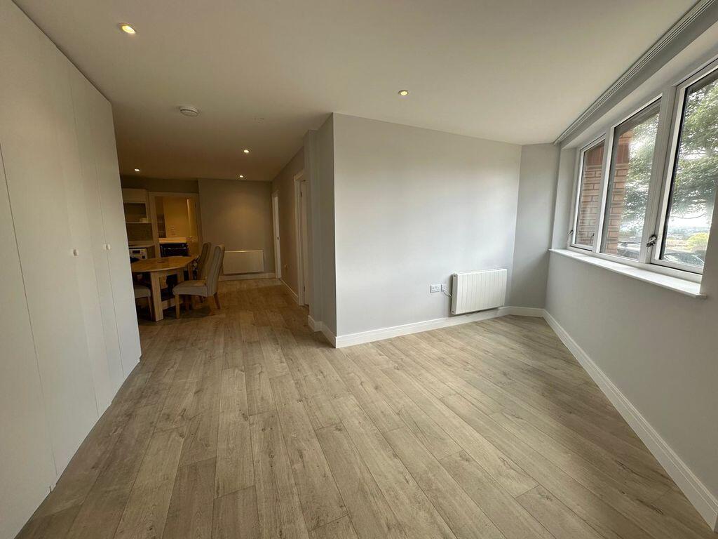 Apartment in Plymouth - View 4