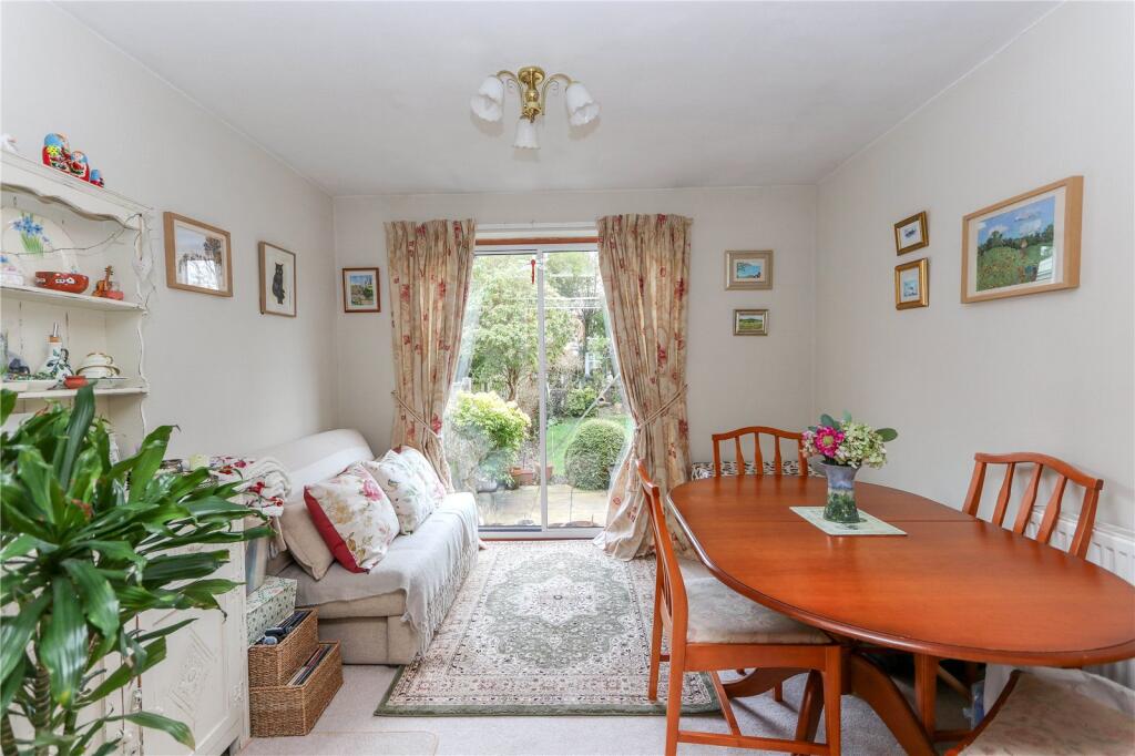 Shakespeare Drive, Cheadle, Greater Manchester, SK8 photo 4