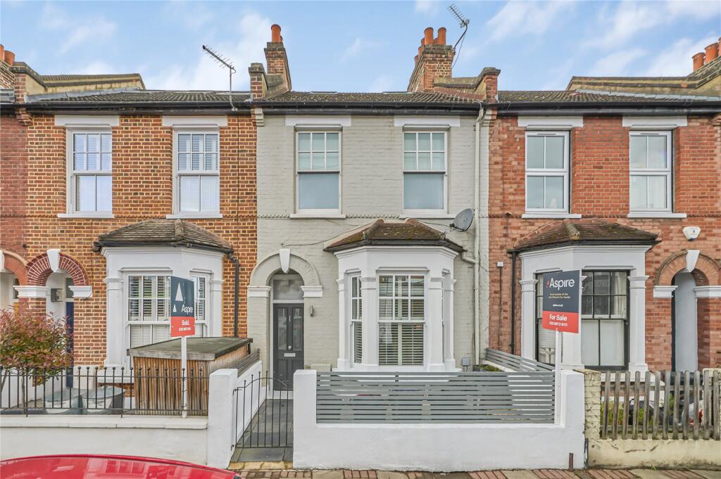 Main image of property: Cavendish Road, London, SW12