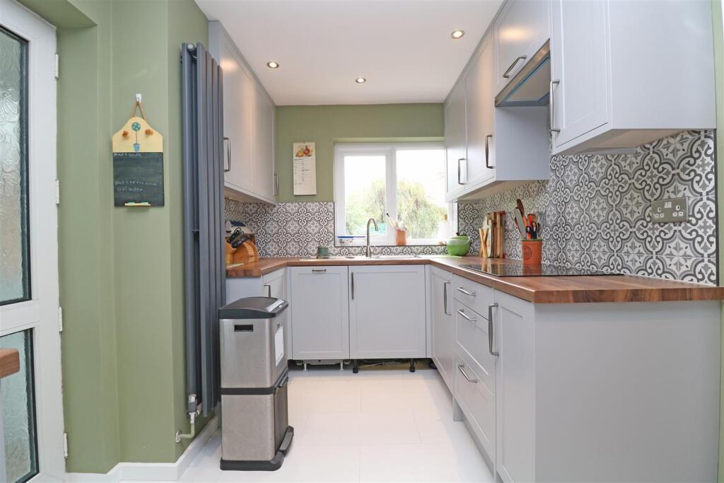 Chestnut Avenue, Hatfield Peverel photo 4
