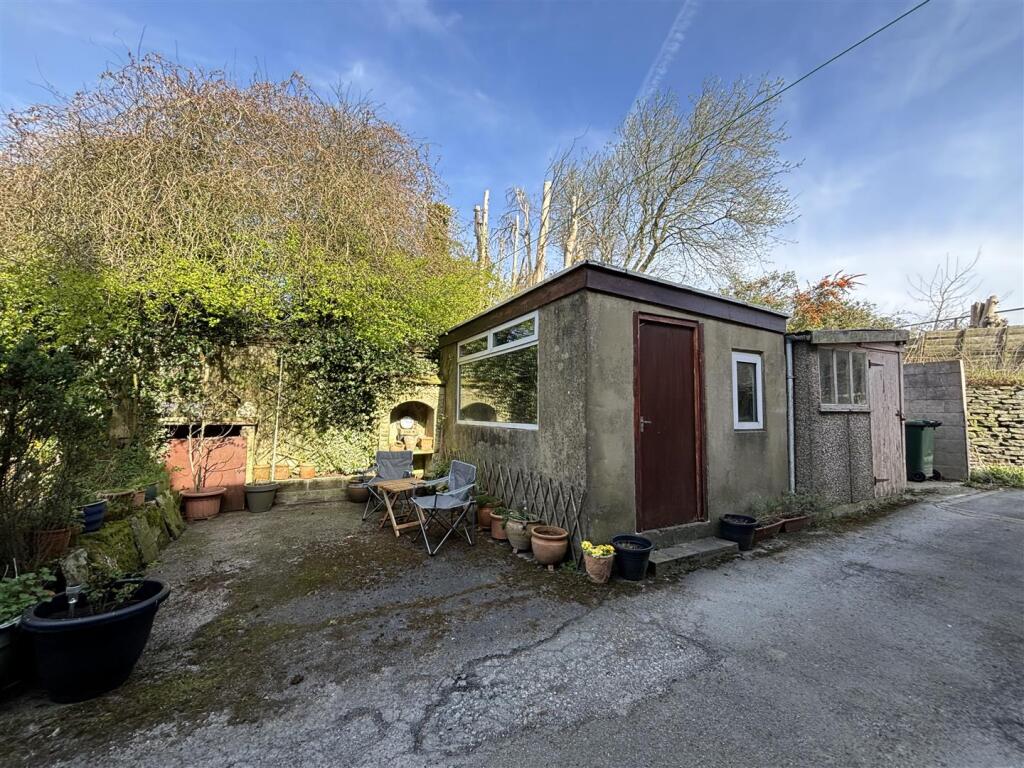 Additional image 29 of Hollybank, Catherine Slack, Queensbury