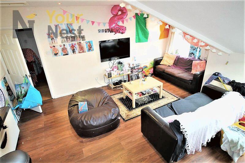 Main image of property: Flat 7, Cardigan road, Hyde Park