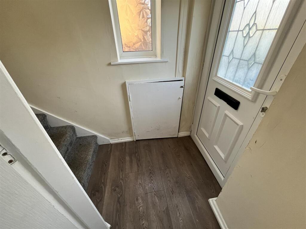 Church Lane, Mossley, Ashton-Under-Lyne photo 4