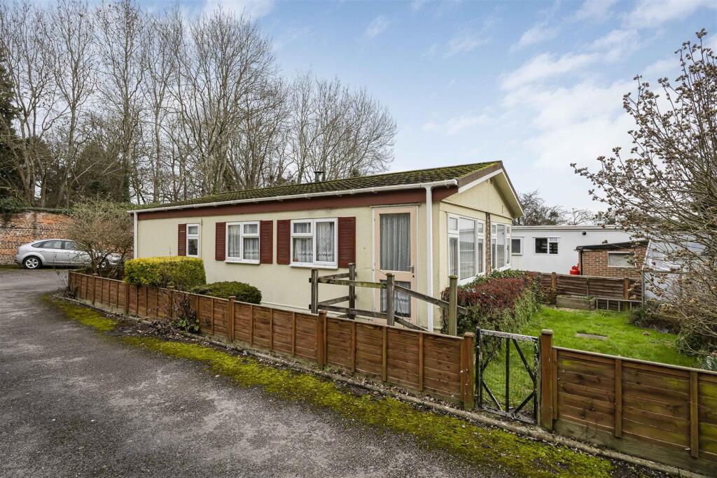 Main image of property: Peppard Road, Emmer Green, Reading