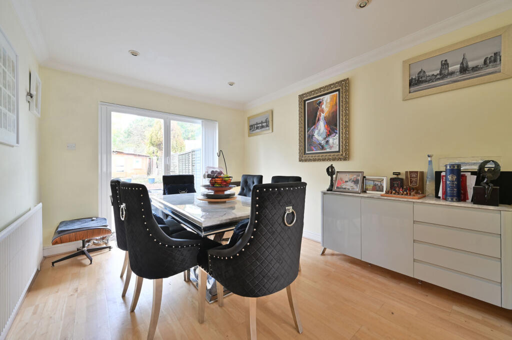 House in Harrow - View 5