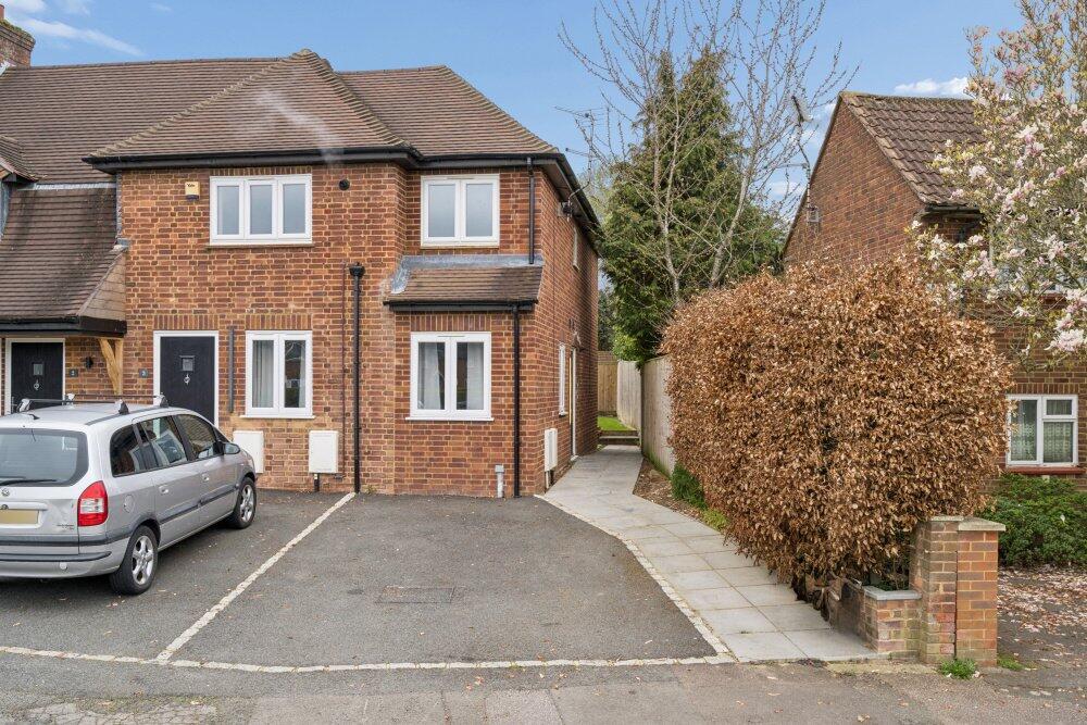 Main image of property: Chesterton Green, Beaconsfield, Buckinghamshire, HP9