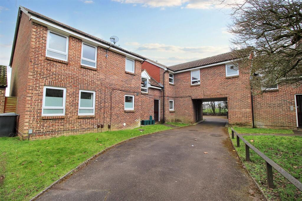 Main image of property: Wyre Court, Tilehurst, Reading