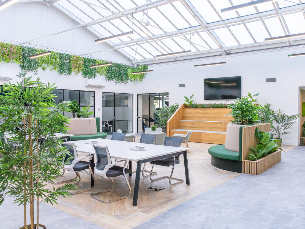 Main image of property: The Courtyard, 255 St Vincent Street, Glasgow, G2 5QY