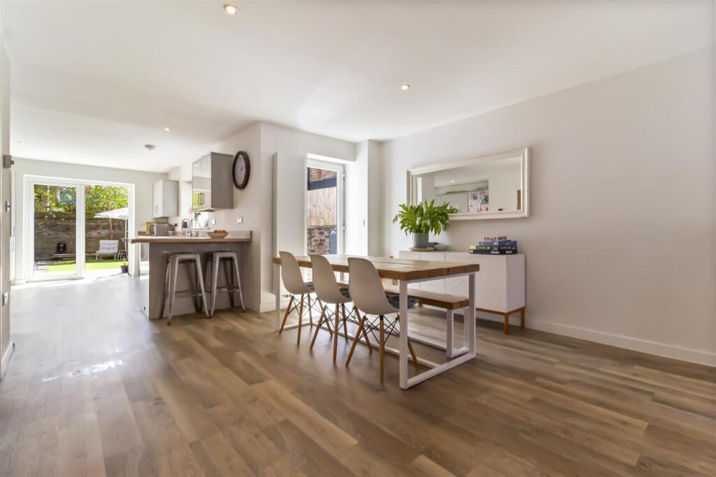 House in Worthing, Broadwater - View 3