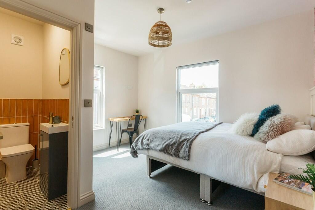 Main image of property: Baker Street, Luton, Bedfordshire, LU1