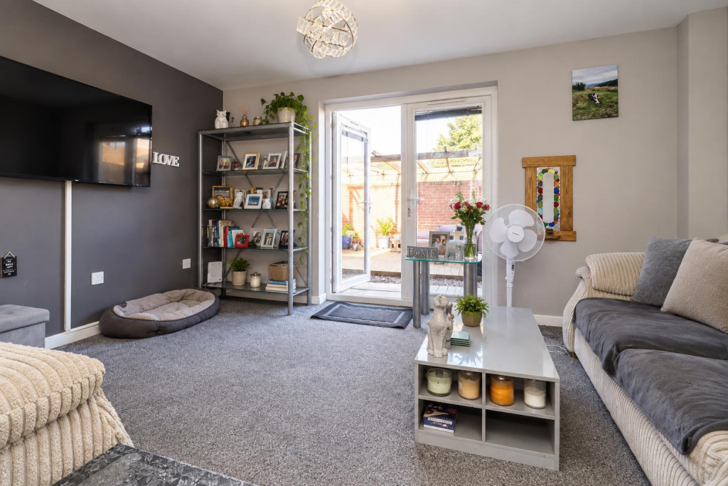 House in Stockton-on-Tees, Hardwick - View 4