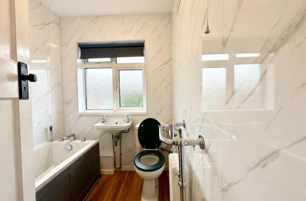 House in Ashford, Willesborough - View 4