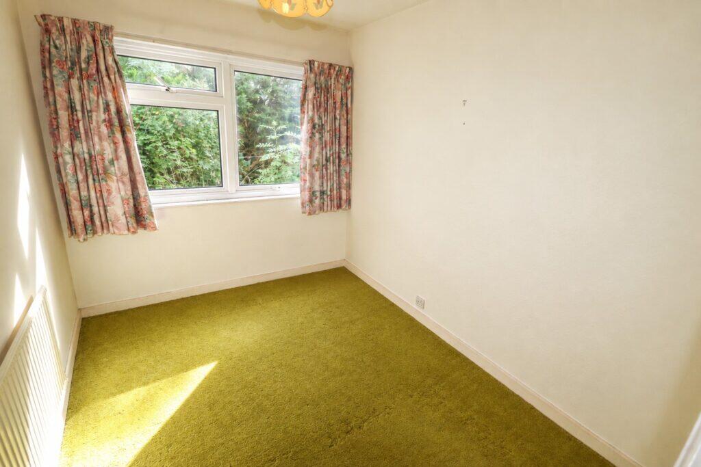 House in Portsmouth - More