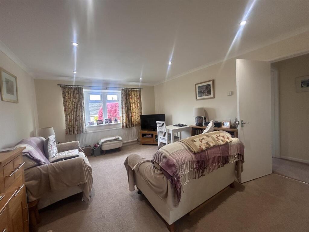 House in Bath - View 3