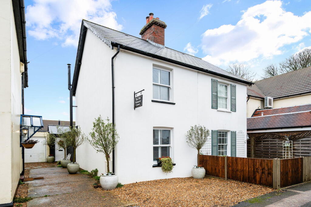 Main image of property: Diceland Road,Banstead,SM7 2ET