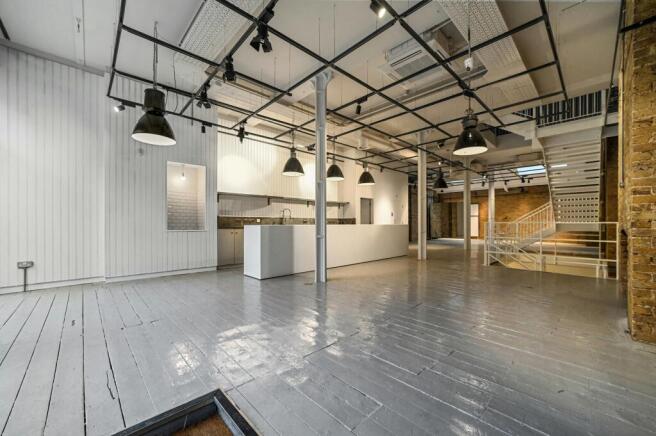 MD-BC-133ShoreditchHighStreet-27.JPG
