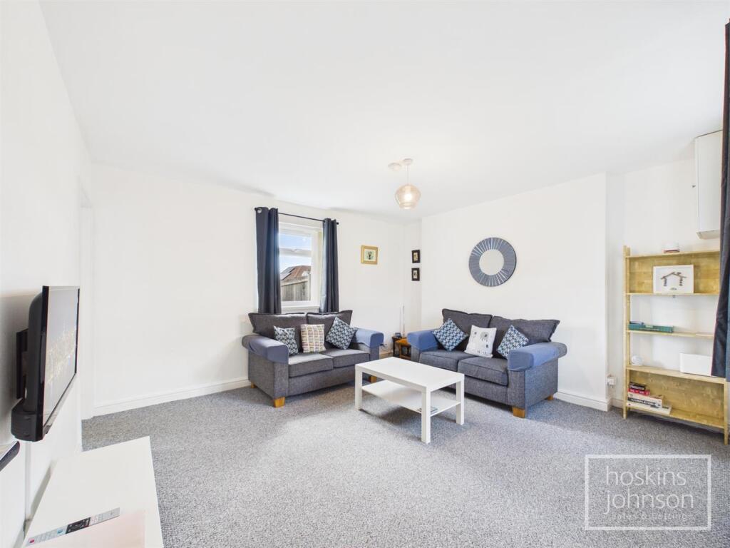 House in Pontypridd, Rhydyfelin - View 3