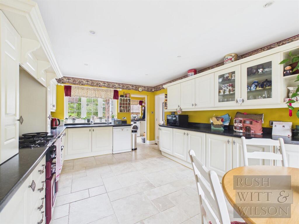Baldslow Down, St. Leonards-On-Sea photo 4
