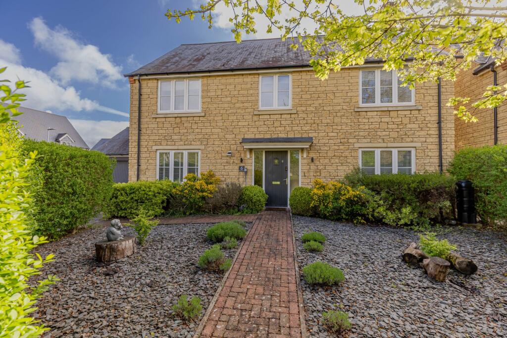 Main image of property: Storey Mews, Malmesbury, SN16