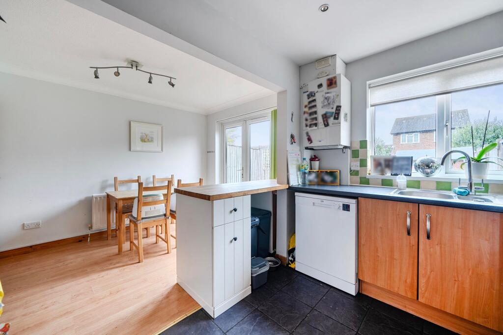 House in Southampton - More