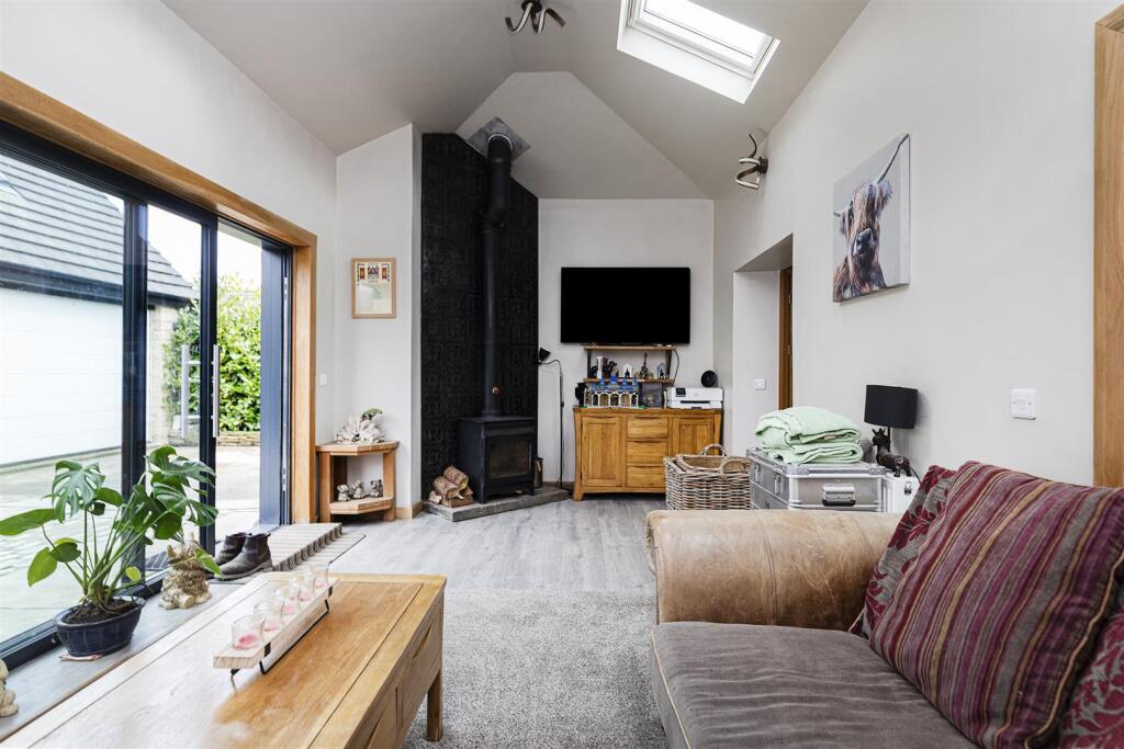 Additional image 20 of Moor Close Road, Queensbury, Bradford