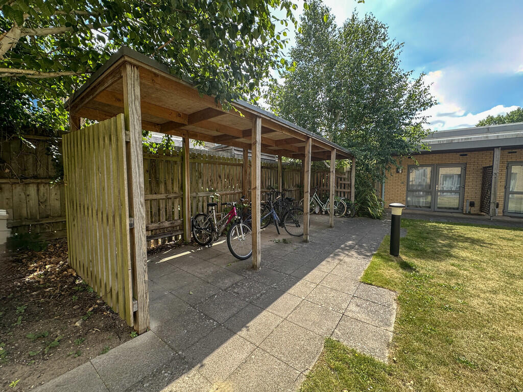 Property photo 11