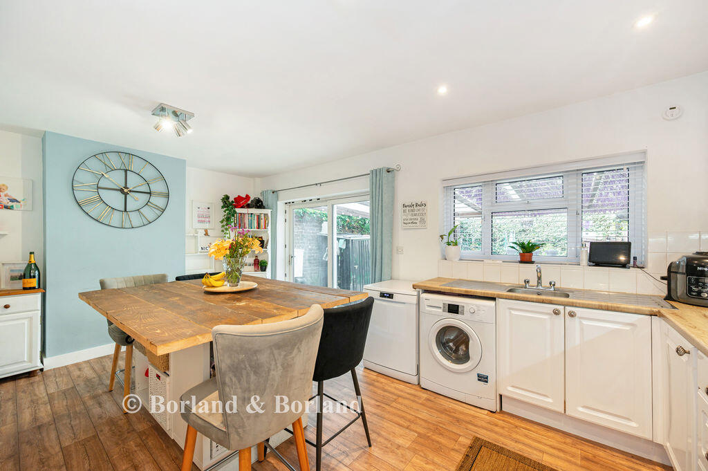 House in Portsmouth - View 4