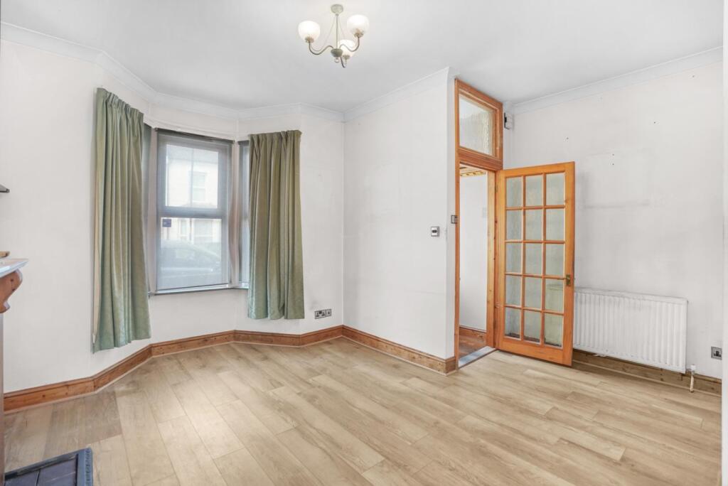 House in London - View 4