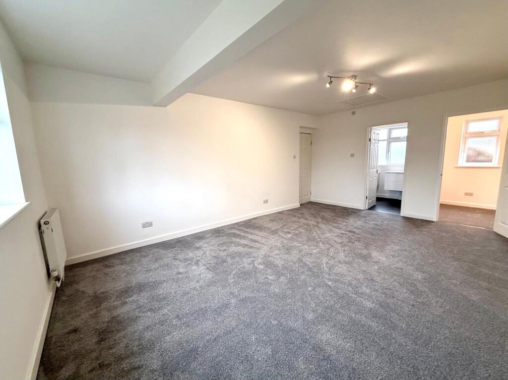 Wheatlands, Haydon Wick, Swindon photo 4