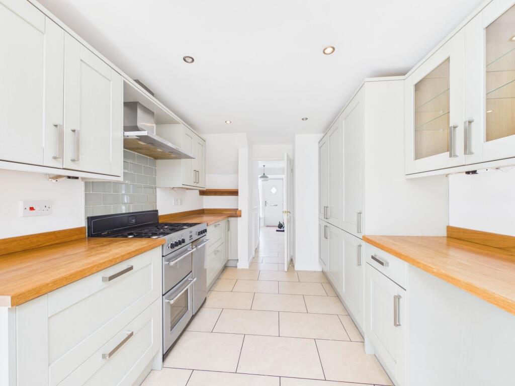 House in Cheltenham, East End, Charlton Kings - More