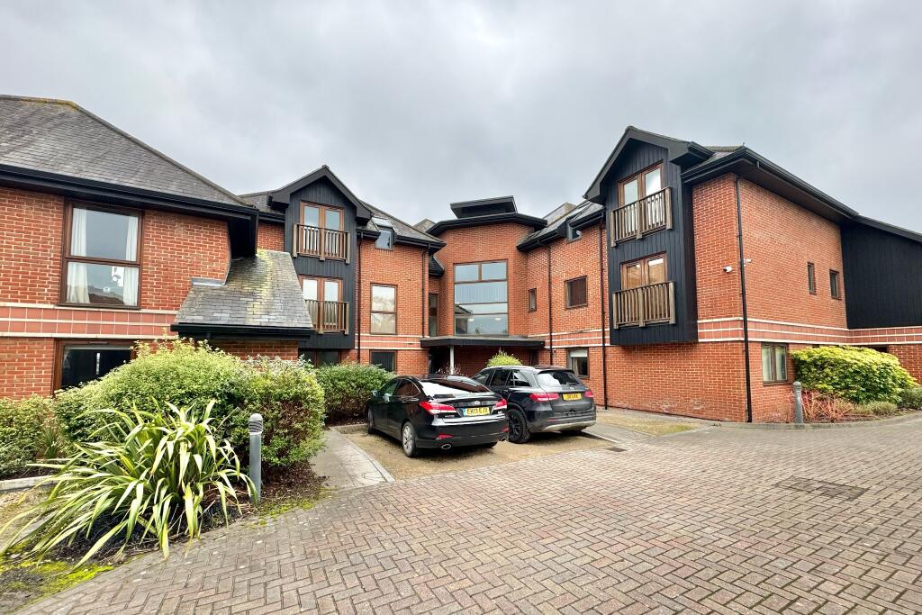Main image of property: Swanwick Quay, Swanwick Lane , Lower Swanwick , Southampton