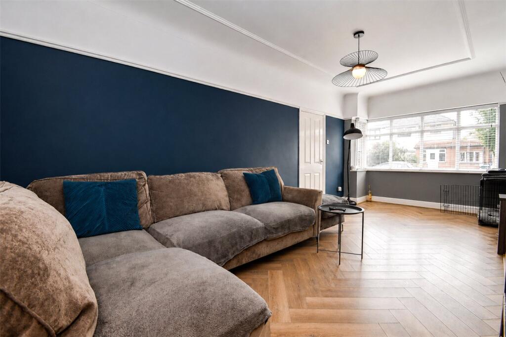 House in Wirral, Liverpool City Region - More