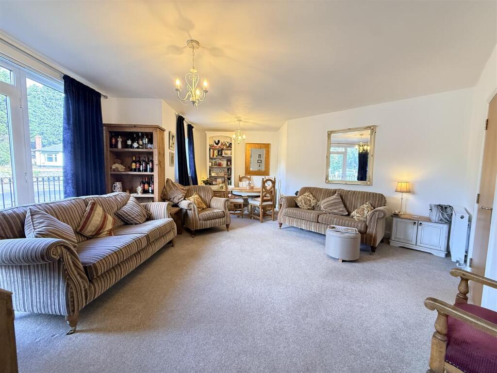 Apartment in South Staffordshire, Kinver - View 2