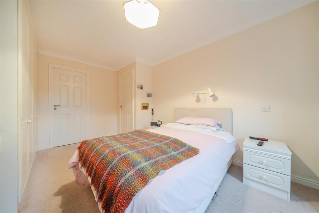 Holly Close, Ellesmere. photo 4