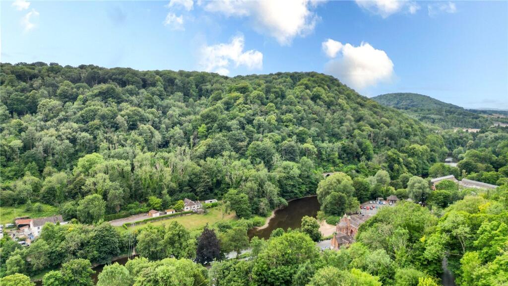 47, Church Hill, Ironbridge, TF8 photo 3