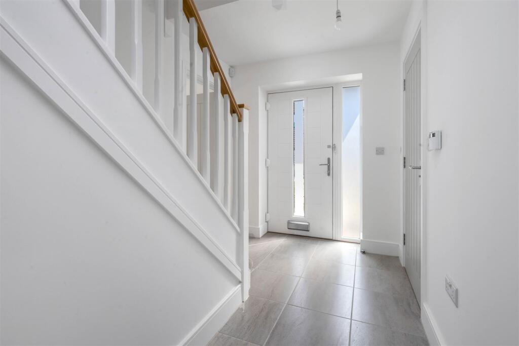 House in Barton Seagrave, North Northamptonshire - View 5