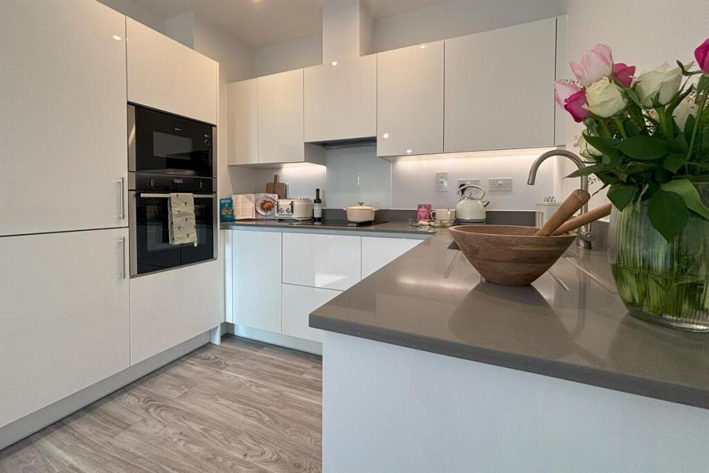 Main image of property: Apartment 6 Astley, Mount Battenhall Retirement Village, Battenhall Avenue, Worcester, Worcestershire