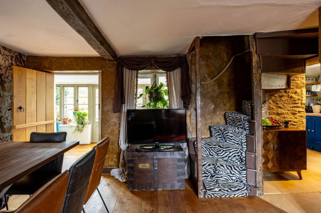 Bences Lane, Corsham, Wiltshire, SN13 0DD photo 5