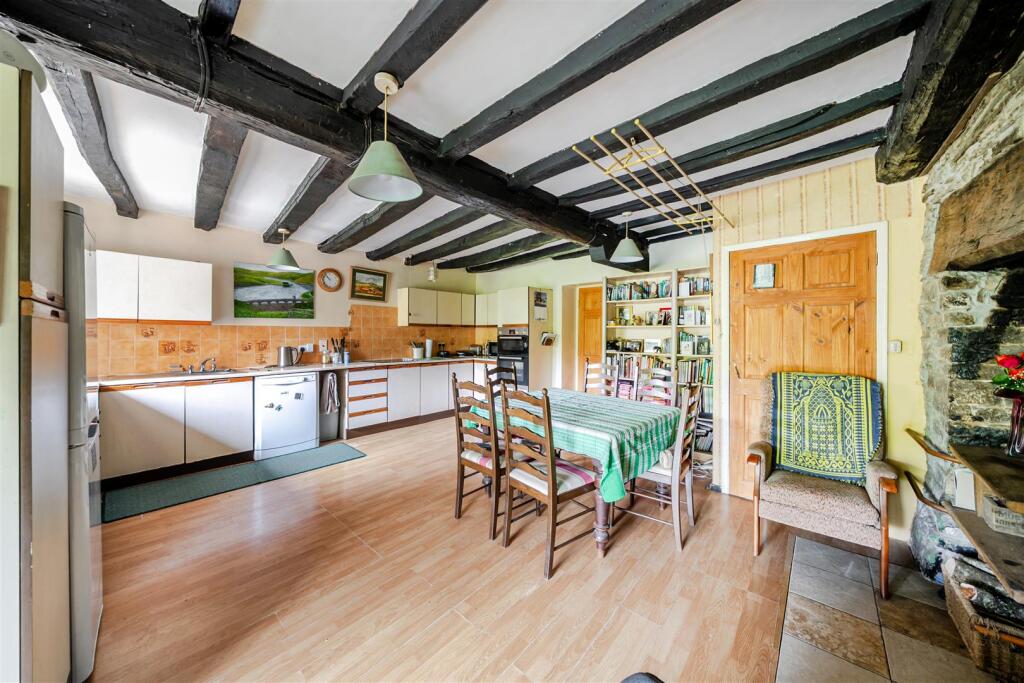 House in Llandrindod Wells - View 4