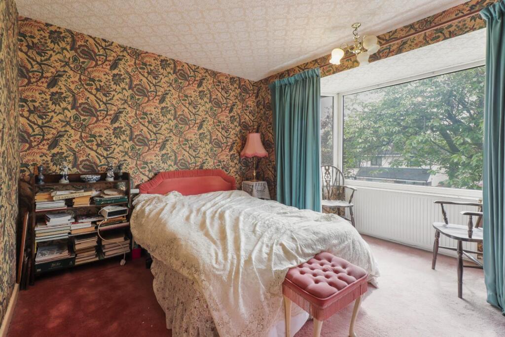 Crimicar Drive, Fulwood, Sheffield photo 4