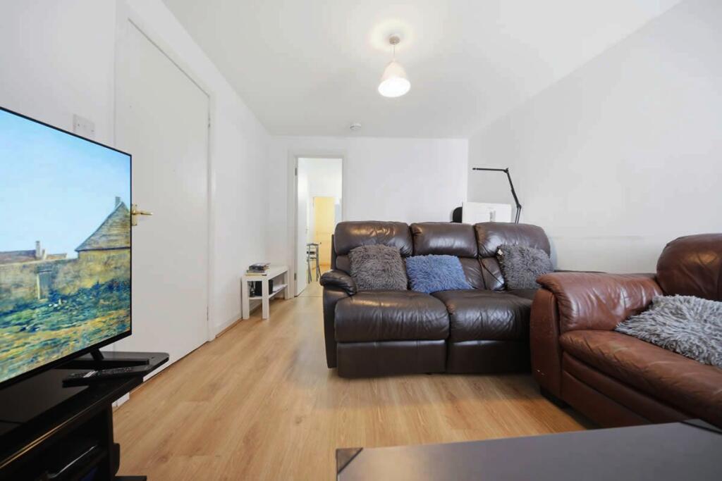 Apartment in Aberdeen - View 3