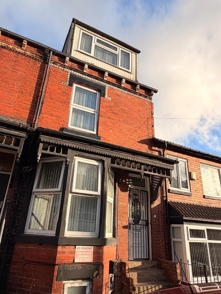 Main image of property: Hares Mount, Leeds, West Yorkshire, LS8
