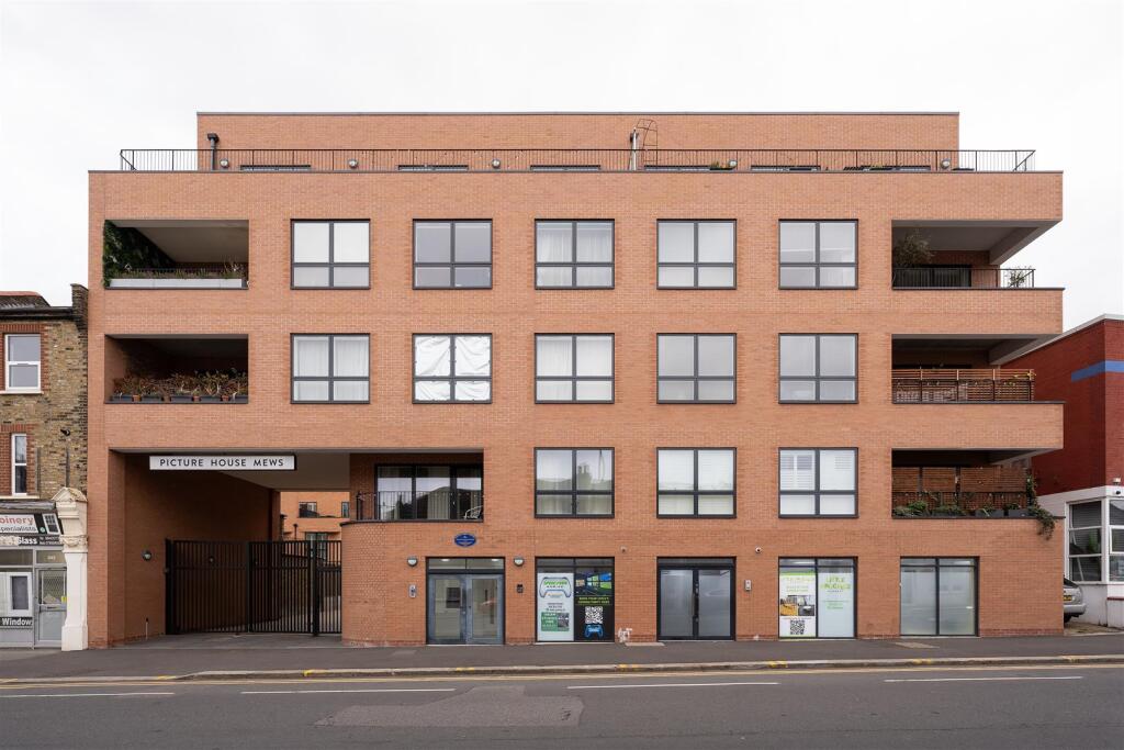 Main image of property: Wood Street, Walthamstow