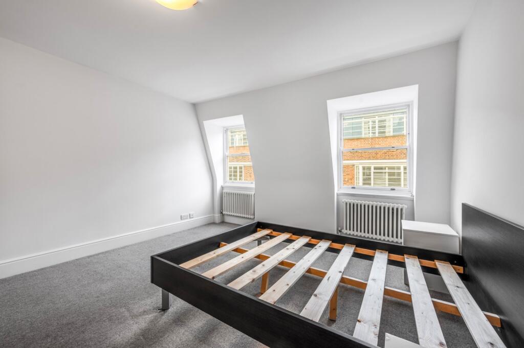House in London - More